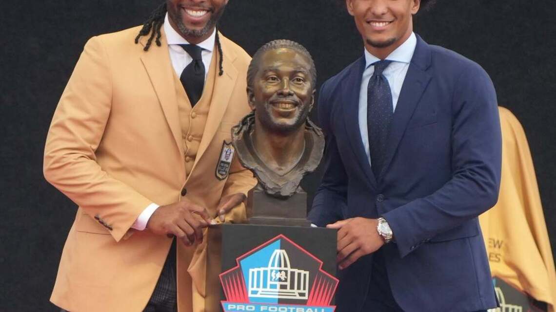 Cardinals adding WR Larry Fitzgerald to Ring of Honor