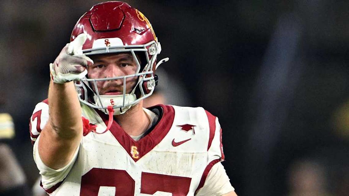  Sep 13, 2025; West Lafayette, Indiana, USA; USC Trojans tight end Lake McRee (87) celebrates a first down during the second half against the Purdue Boilermakers at Ross-Ade Stadium. Mandatory Credit: Marc Lebryk-Imagn Images | Marc Lebryk-Imagn Images 