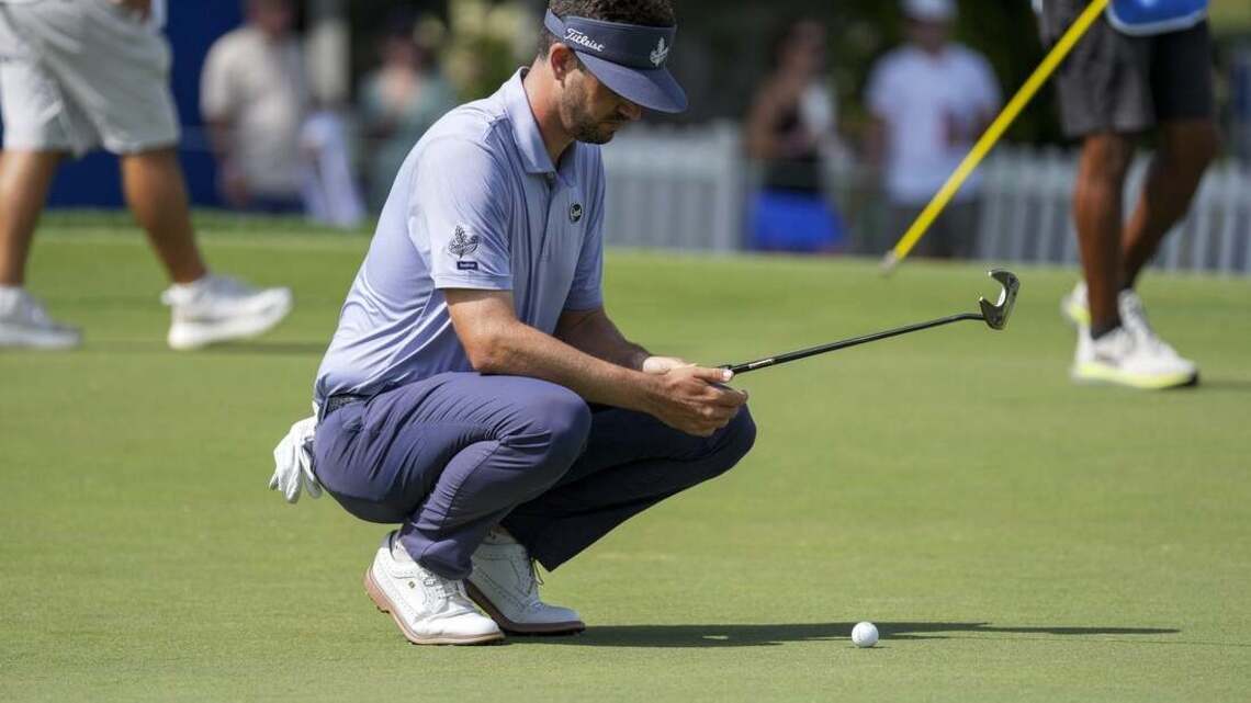 Beau Hossler leads Wyndham by 1 as playoff picture starts to clear 
