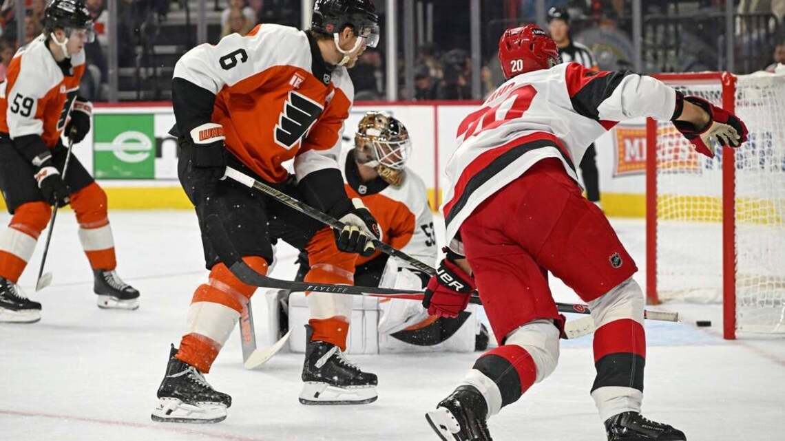 NHL roundup: With fifth straight victory, Canes keep Flyers winless