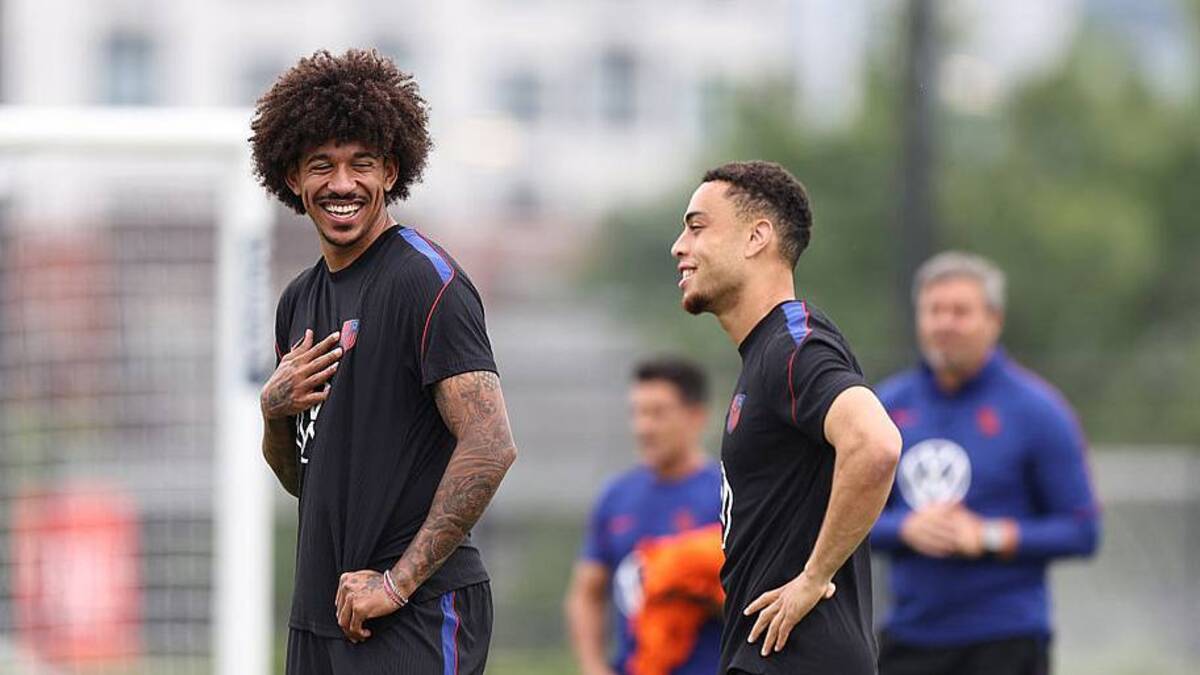  Chris Richards (left) is back to training. | Omar Vega/Getty Images 