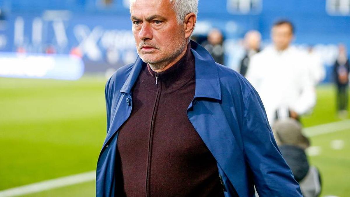  José Mourinho is set to replace Arbeloa. | Valter Gouveia/NurPhoto/Getty Images 