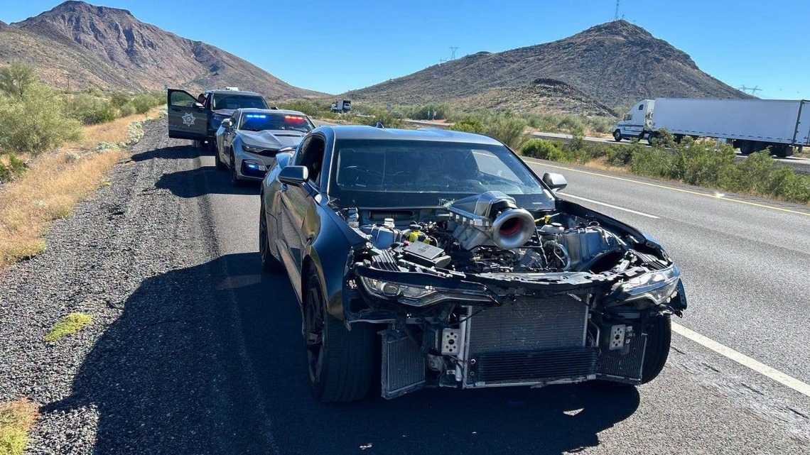 Arizona Trooper Stops Hoodless Camaro at 105 MPH, Finds Bigger Problem 