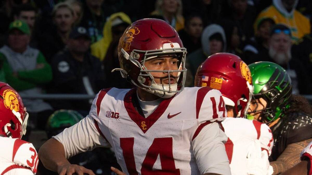  Southern California's Jayden Maiava throws downfield against Oregon during the first half Nov. 22, 2025. | USA TODAY Network via Reuters Connect 