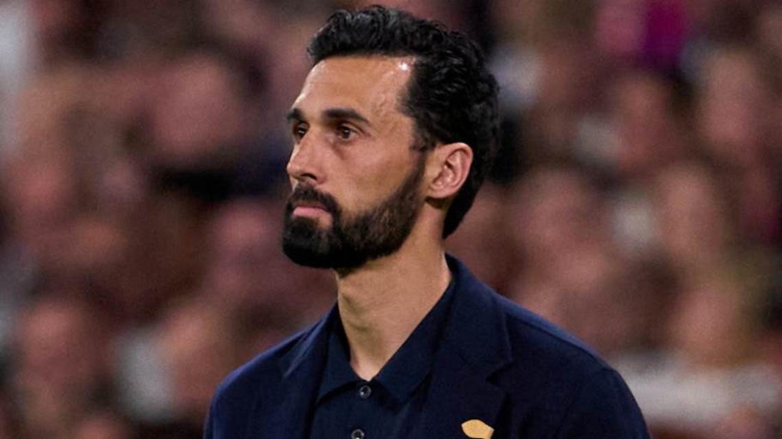  The manager is only part of the problem in Madrid. | Alberto Gardin/Quality Sport Images/Getty Images 