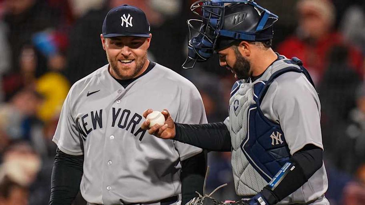  Austin Wells does a good job at calling pitches, but will it be enough for him to stop the Yankees from finding a replacement? | David Butler II-Imagn Images 