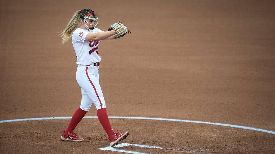 Briski's Brilliance Leads No. 1 Alabama to Shutout over LSU in Game 1 of Supers