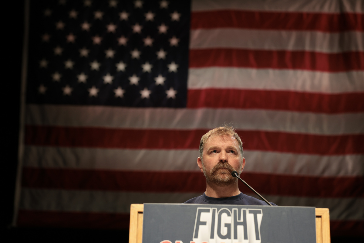  Maine Senate candidate Graham Platner speaks in Orono, Maine, on May 24, 2026. 