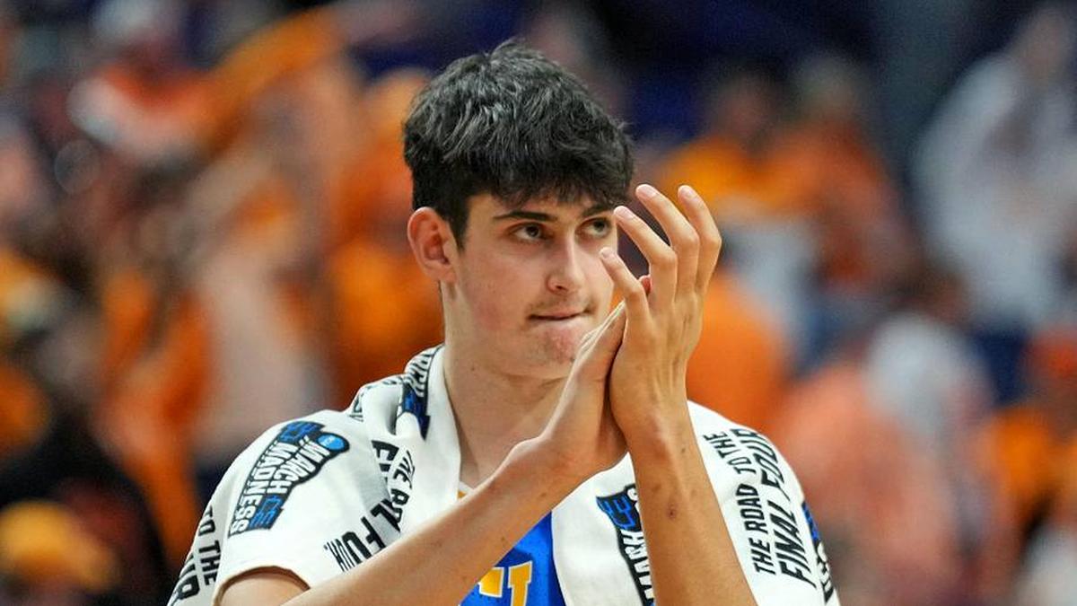  Mar 22, 2025; Lexington, KY, USA; UCLA Bruins center Aday Mara (15) reacts after the game against the Tennessee Volunteers in the second round of the NCAA Tournament at Rupp Arena. Mandatory Credit: Aaron Doster-Imagn Images | Aaron Doster-Imagn Images 
