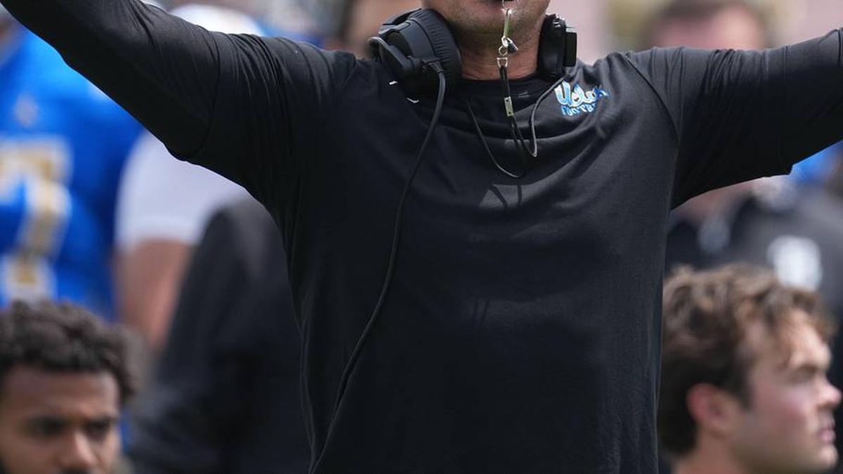  May 2, 2026; Pasadena, CA, USA; UCLA Bruins coach Bob Chesney reacts during the spring game at Rose Bowl. Mandatory Credit: Kirby Lee-Imagn Images | Kirby Lee-Imagn Images 
