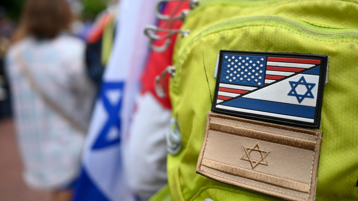 Egyptian man who fire-bombed pro-Israel rally in Colorado pleads guilty to federal hate crimes 