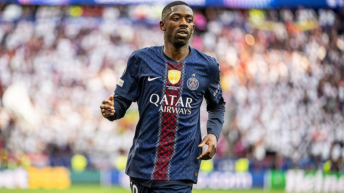  Ousmane Dembélé scored from the spot. | Marvin Ibo Guengoer/GES Sportfoto/Getty Images 