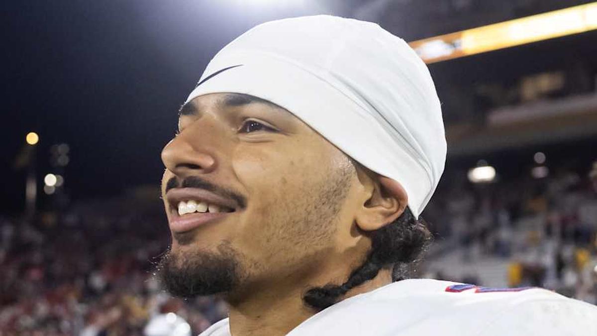  Nov 28, 2025; Tempe, Arizona, USA; Arizona Wildcats defensive back Treydan Stukes (2) celebrates after defeating the Arizona State Sun Devils during the 99th Territorial Cup at Mountain America Stadium. Mandatory Credit: Mark J. Rebilas-Imagn Images | Mark J. Rebilas-Imagn Images 