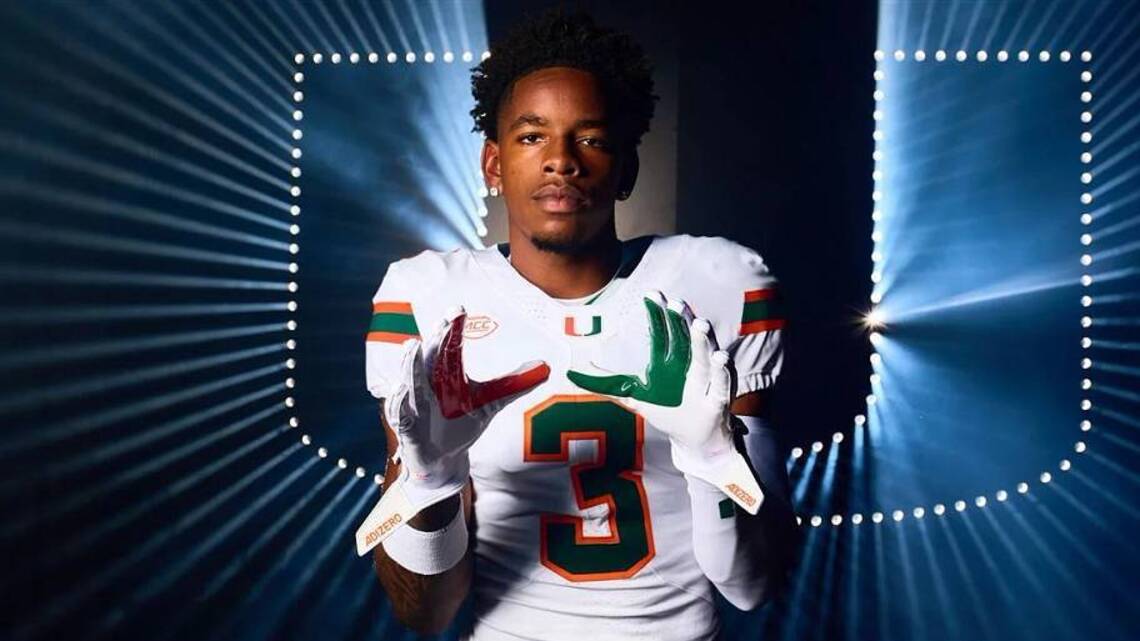 Four-Star Receiver Picks Miami over In-State Programs 
