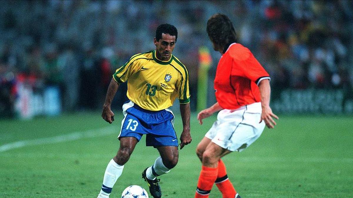  Zé Carlos made just one appearance for Brazil. | Stewart Kendall/Sportsphoto/Getty Images 