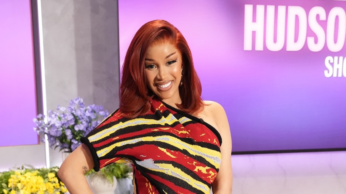 Cardi B admite que se quedó dormida durante el juicio por agresión 