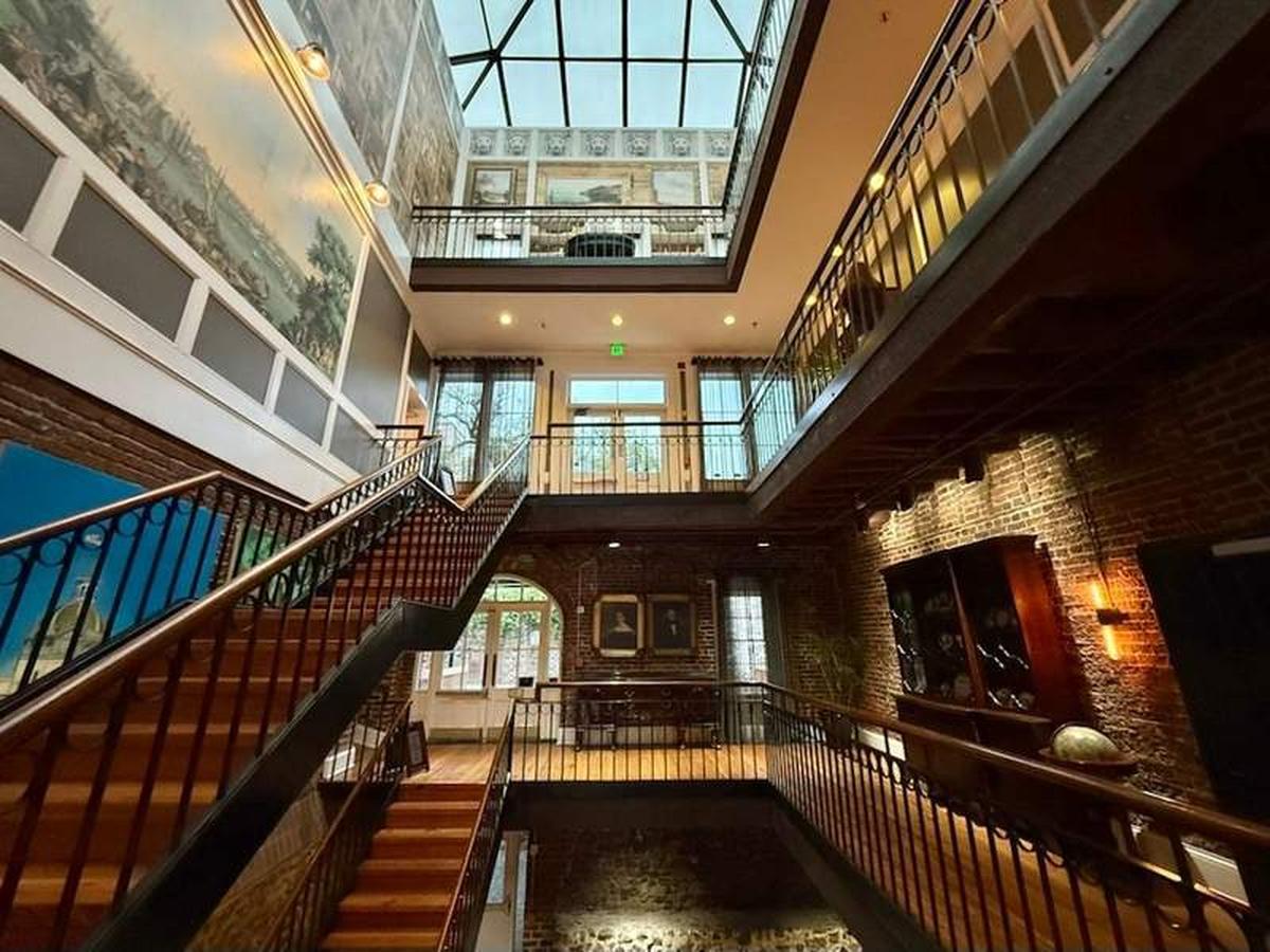  The River Street Inn, set in a multi-level former cotton warehouse along the Savannah River. Photo credit: Sharon Kurtz 