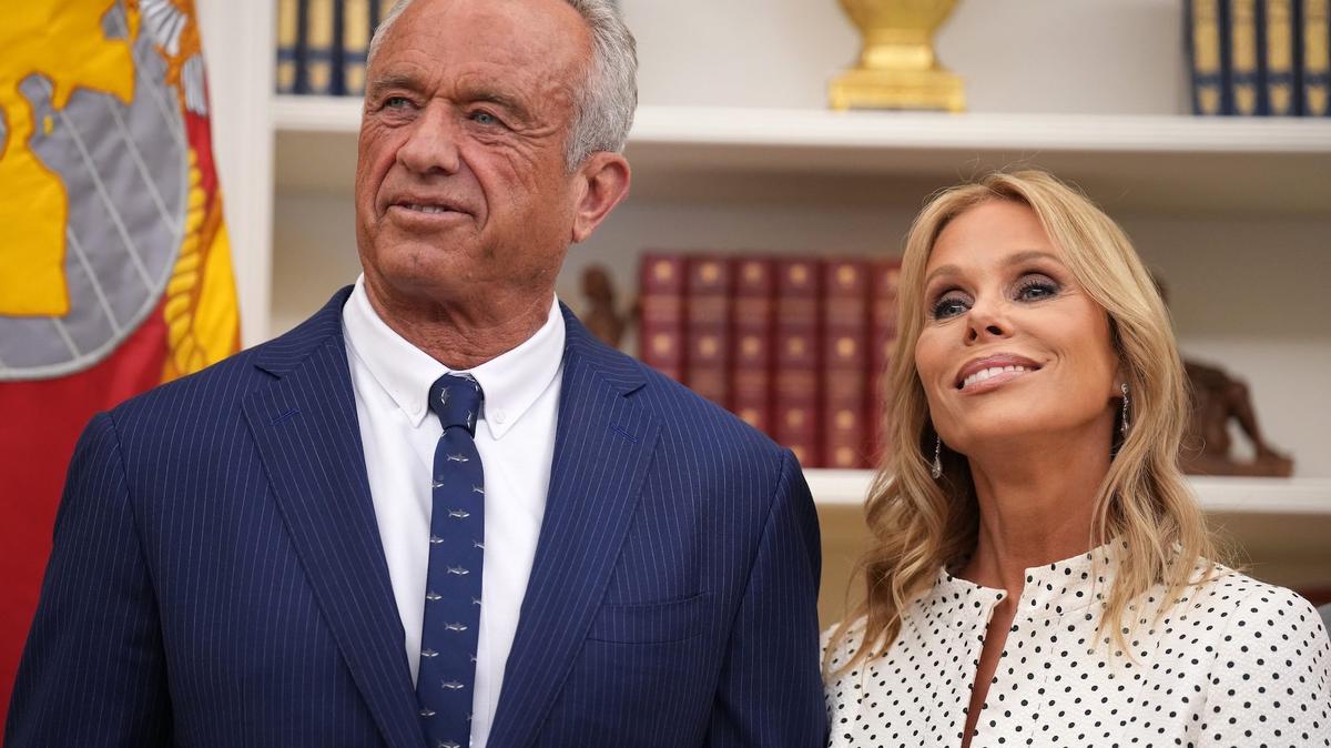 Robert F. Kennedy Jr. and his wife, Cheryl Hines, are shown in this February file photo 