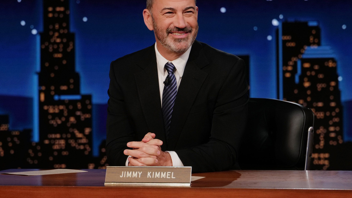 Jimmy Kimmel reacts after President Trump calls him a 'loser' at rally 