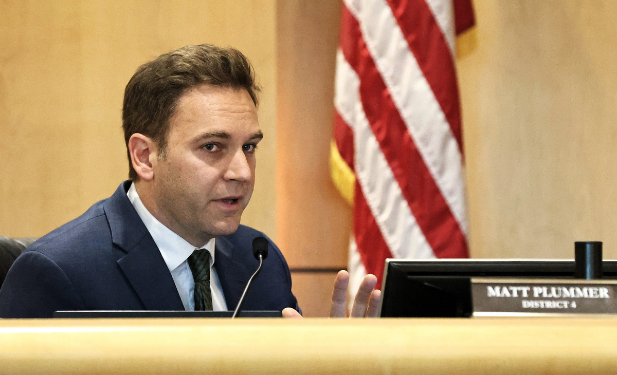 Shasta County Supervisor Matt Plummer at board meeting in early 2025.