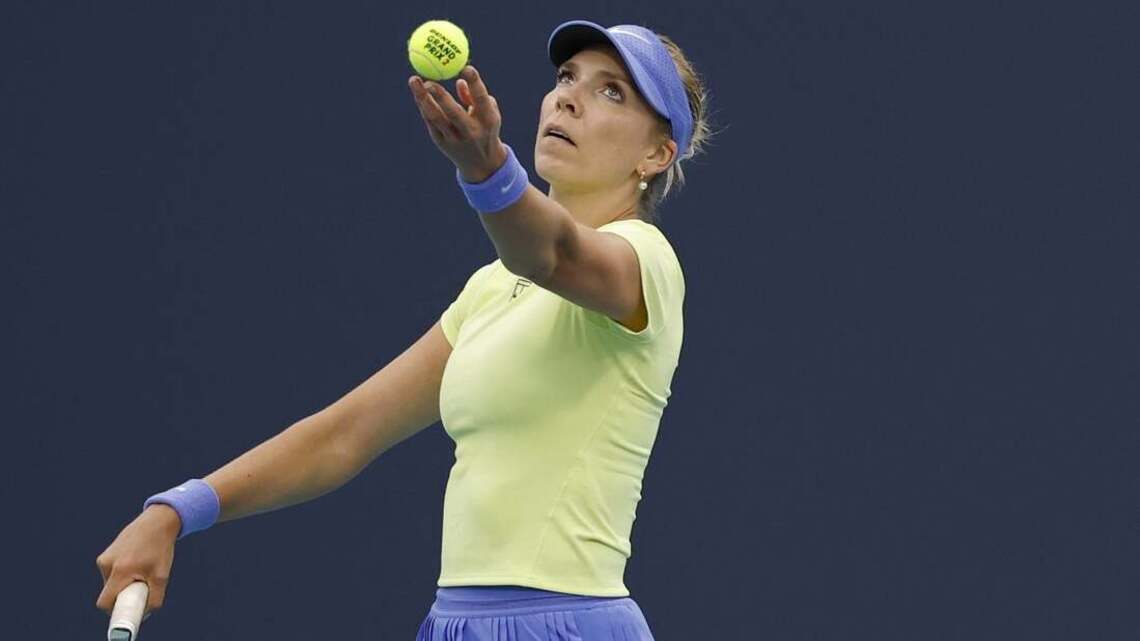 Brit Katie Boulter rallies past Leylah Fernandez in London