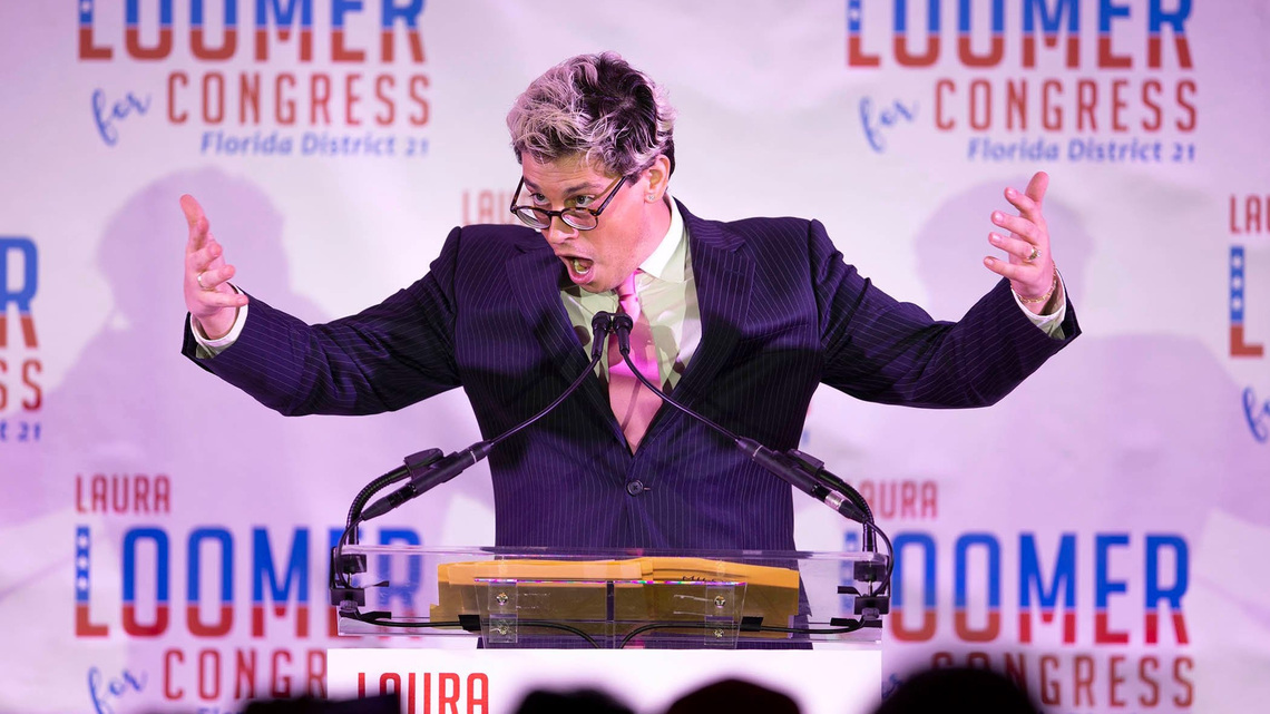 Right-wing provocateur Milo Yiannopoulos detained by ICE