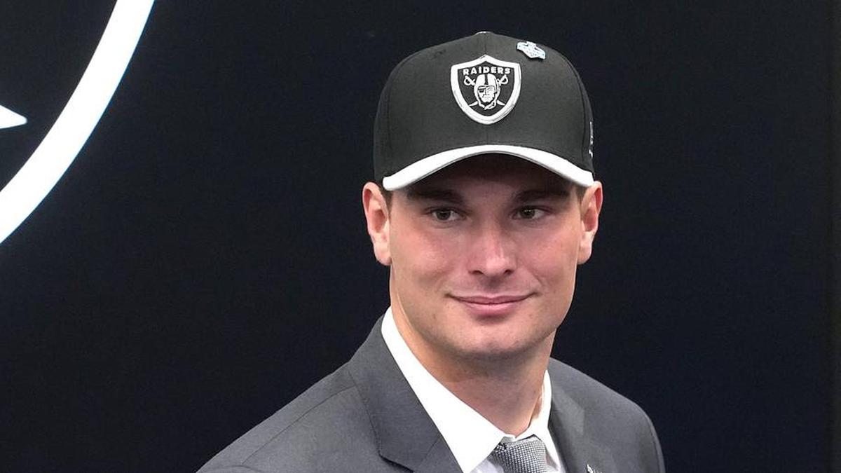  Apr 24, 2026; Henderson, NV, USA; Las Vegas Raiders quarterback Fernando Mendoza at introductory press conference at Intermountain Health Performance Center after being selected as the No. 1 pick in the 2026 NFL Draft. Mandatory Credit: Kirby Lee-Imagn Images | Kirby Lee-Imagn Images 