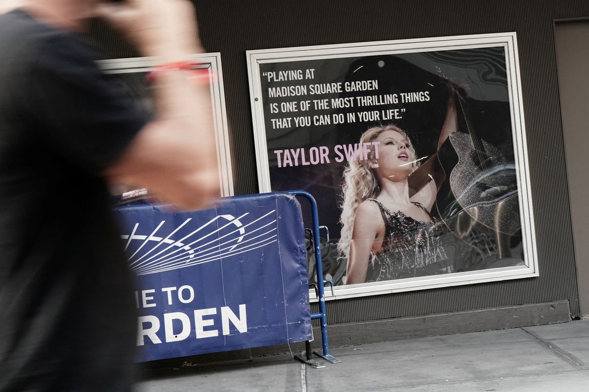 Signage depicting Taylor Swift outside Madison Square Garden, ahead of a reported wedding between singer Taylor Swift and National Football League player Travis Kelce, in New York City, U.S., July 1, 2026. REUTERS/Bing Guan