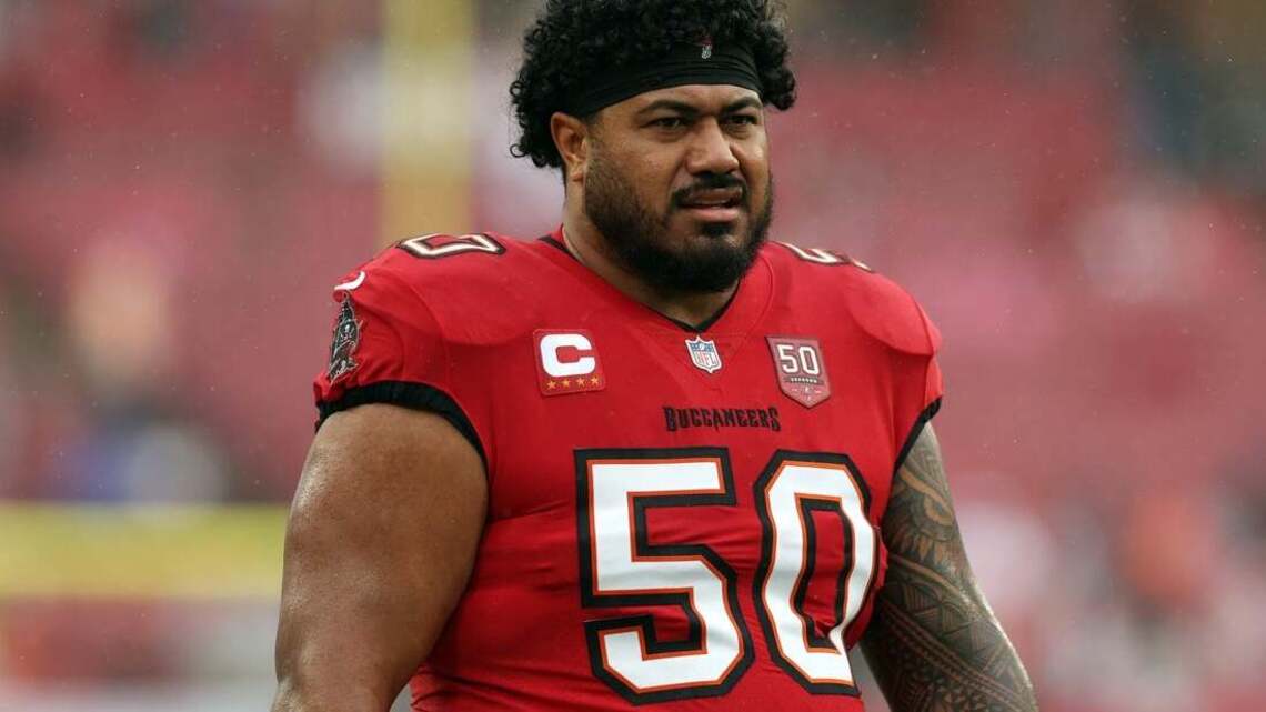Bucs DT Vita Vea a ‘hold-in’ at camp, seeks new contract
