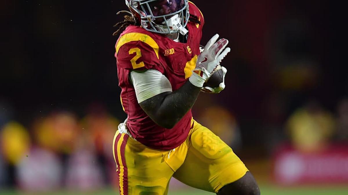  Sep 20, 2025; Los Angeles, California, USA; Southern California Trojans running back Waymond Jordan (2) runs the ball against the Michigan State Spartans during the second half at the Los Angeles Memorial Coliseum. Mandatory Credit: Gary A. Vasquez-Imagn Images | Gary A. Vasquez-Imagn Images 