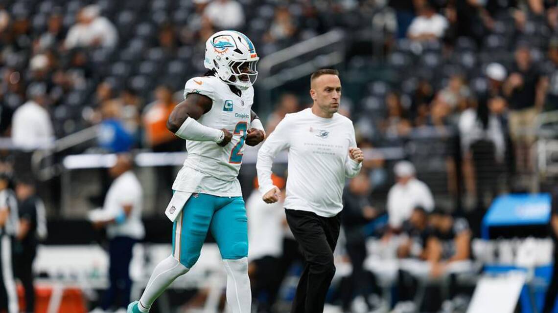 How Dolphins Coach Jeff Hafley Slapped Down the Willis "Ball Tap" Comment
