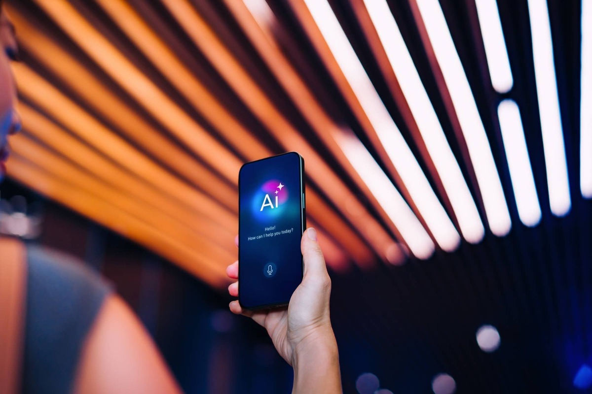  Apple's new Siri will run on Google's Gemini and Nvidia's Blackwell chips. 