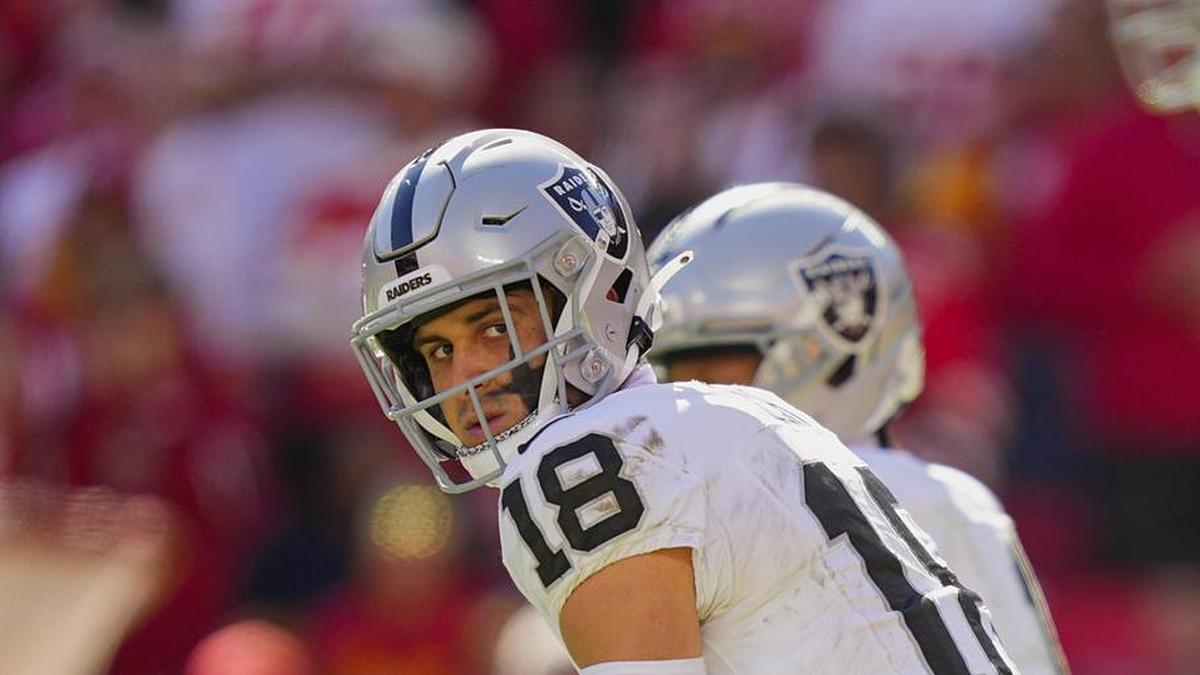  Oct 19, 2025; Kansas City, Missouri, USA; Las Vegas Raiders wide receiver Jack Bech (18) gets ready prior to the snap during the second half against the Kansas City Chiefs at GEHA Field at Arrowhead Stadium. Mandatory Credit: Jay Biggerstaff-Imagn Images | Jay Biggerstaff-Imagn Images 
