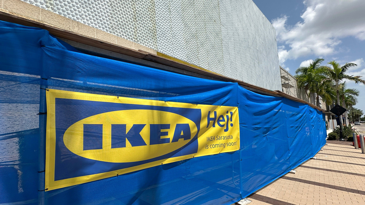 A new Ikea store is coming to 147 N. Cattlemen Rd. in University Town Center.