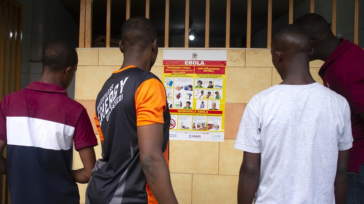 The U.S. State Department will now require all U.S. citizens and legal residents traveling back to the United States from three African countries experiencing an Ebola outbreak must enter the country through Washington, D.C., for an enhanced security screening. EPA-EFE/Stringer