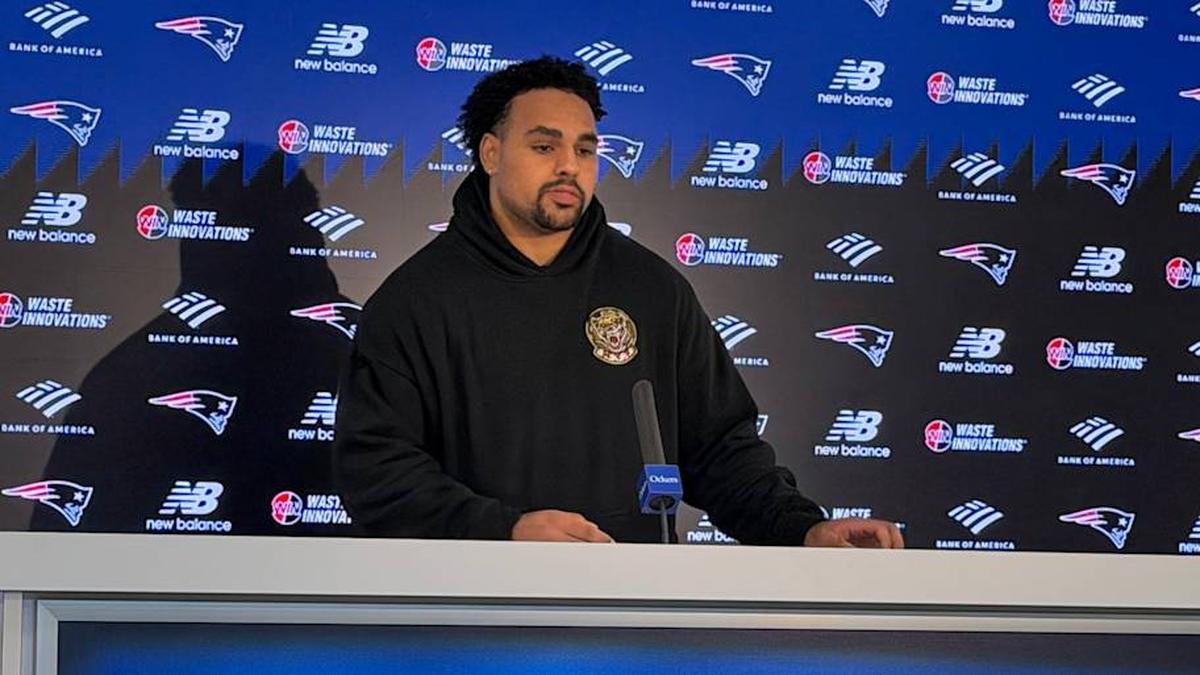  New England Patriots offensive guard Alijah Vera-Tucker speaking to the media following voluntary offseason workouts. | Ethan Hurwitz / Patriots On SI 