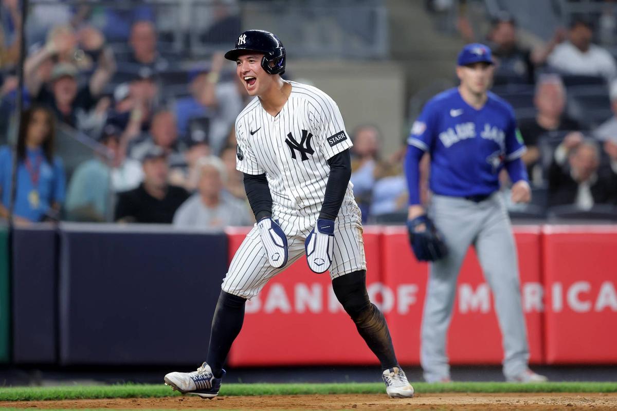  New York Yankees shortstop Anthony Volpe (11)