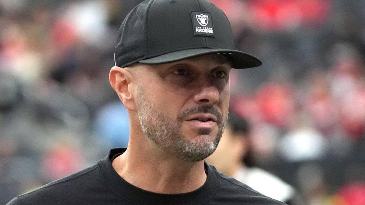  Jan 4, 2026; Paradise, Nevada, USA; Las Vegas Raiders general manager John Spytek reacts during the game against the Kansas City Chiefs at Allegiant Stadium. Mandatory Credit: Kirby Lee-Imagn Images | Kirby Lee-Imagn Images 