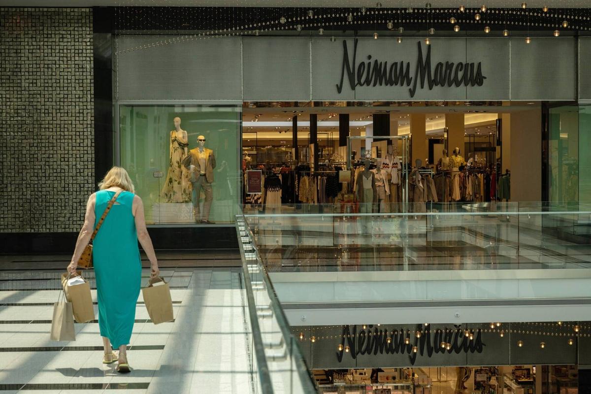  Neiman Marcus confirms plans to close its Downtown Dallas flagship. 