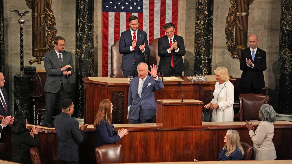 King Charles III waves as he concludes an address to a joint meeting of Congress in honor of the 250th anniversary of American independence at the Capitol in Washington on Tuesday.