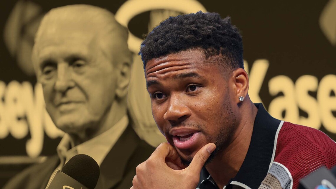 "Giannis is a 7-foot running back" - Channing Frye argues Giannis Antetokounmpo is not really skilled 