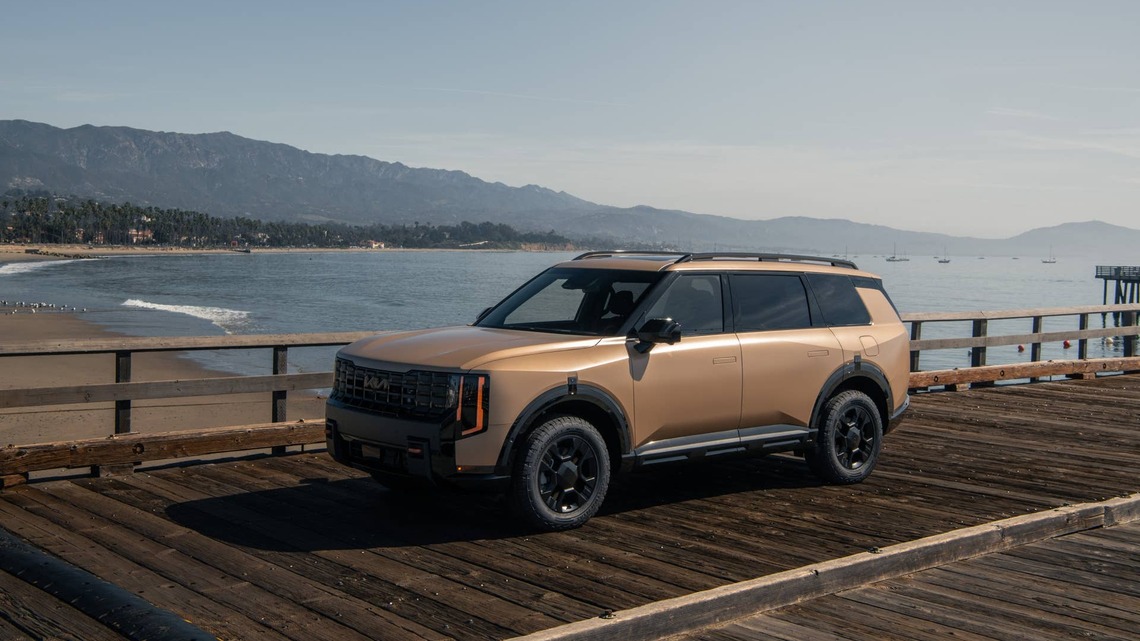 2026 Hyundai Palisade vs. Kia Telluride: One Makes a Stronger Case for Your $50,000 