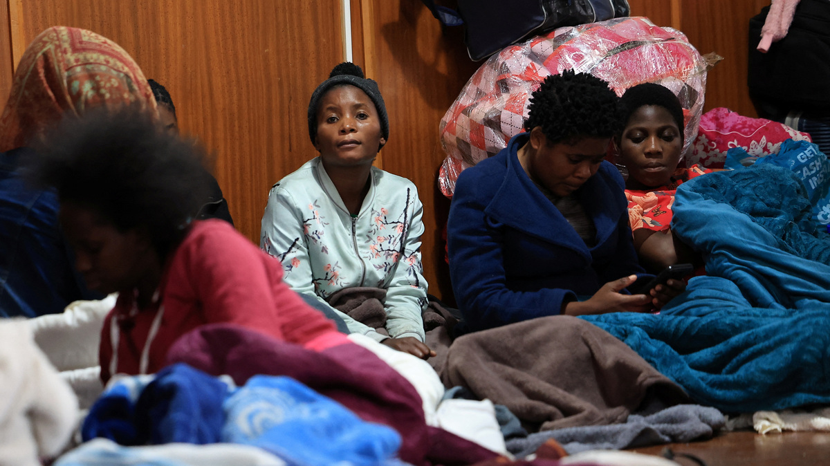 Displaced migrants shelter in a hall, following an escalation in anti-immigrant protests which heightened fears among foreign communities, in Kleinmond, South Africa, June 3, 2026. REUTERS/Esa Alexander