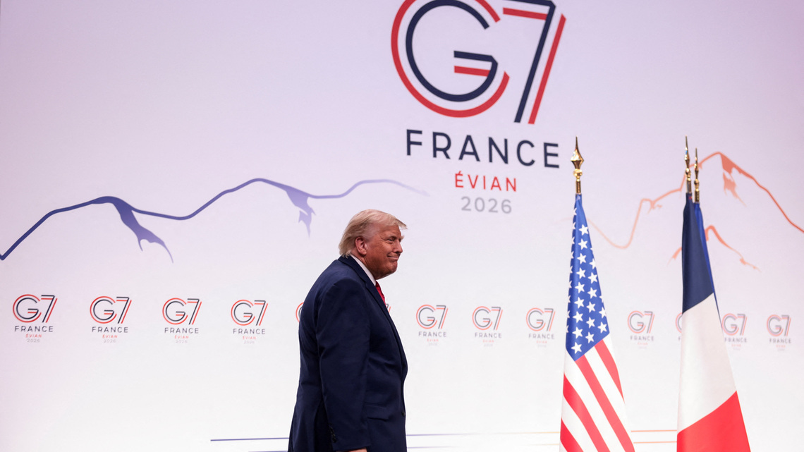 Trump says will discuss with Gulf nations Iran's ballistic missiles, terrorist proxies 