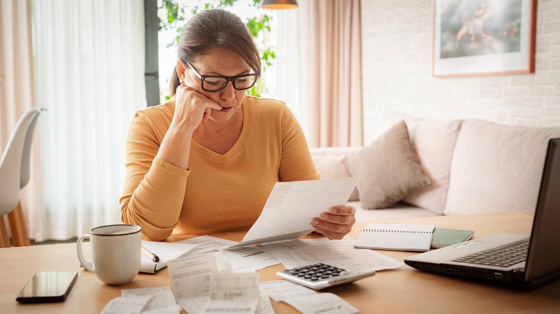 Emergency savings crisis exposes growing American problem 