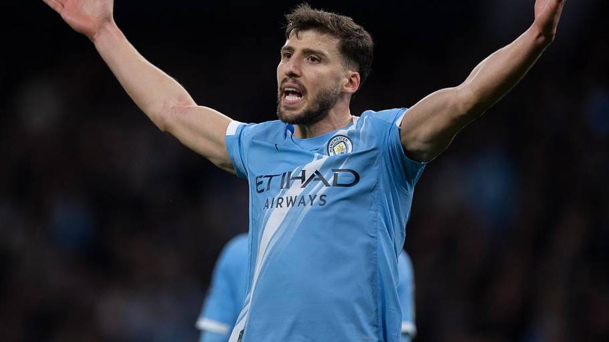  Rúben Dias has been linked with an exit from Man City. | Visionhaus/Getty Images 