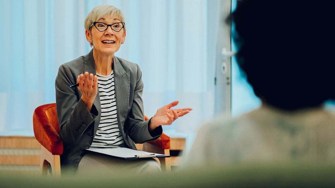 13 questions that lead to breakthroughs in therapy 