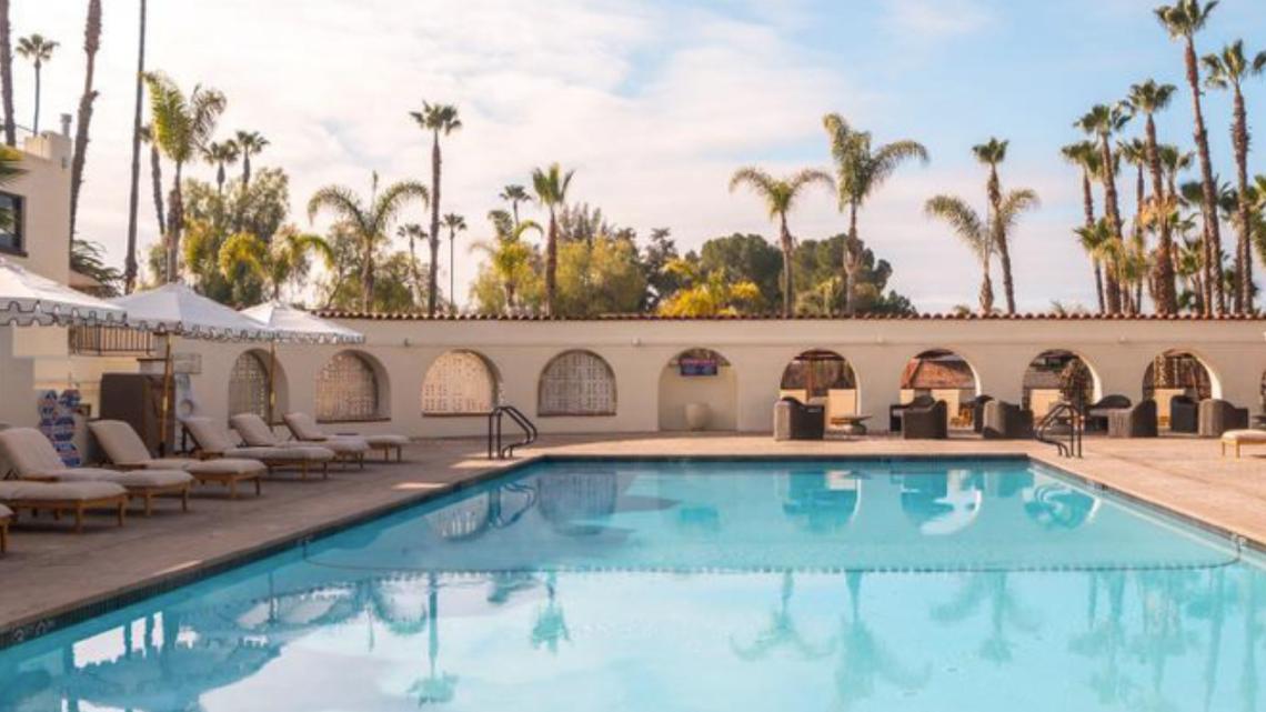 This California Town Has Hot Springs, Waterfalls and Amazing Pizza