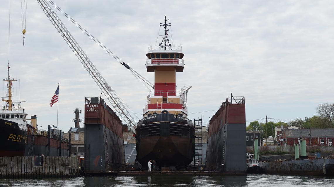 Staten Island Shipyard Fire Escalates: 16 Injured After Huge Blast 