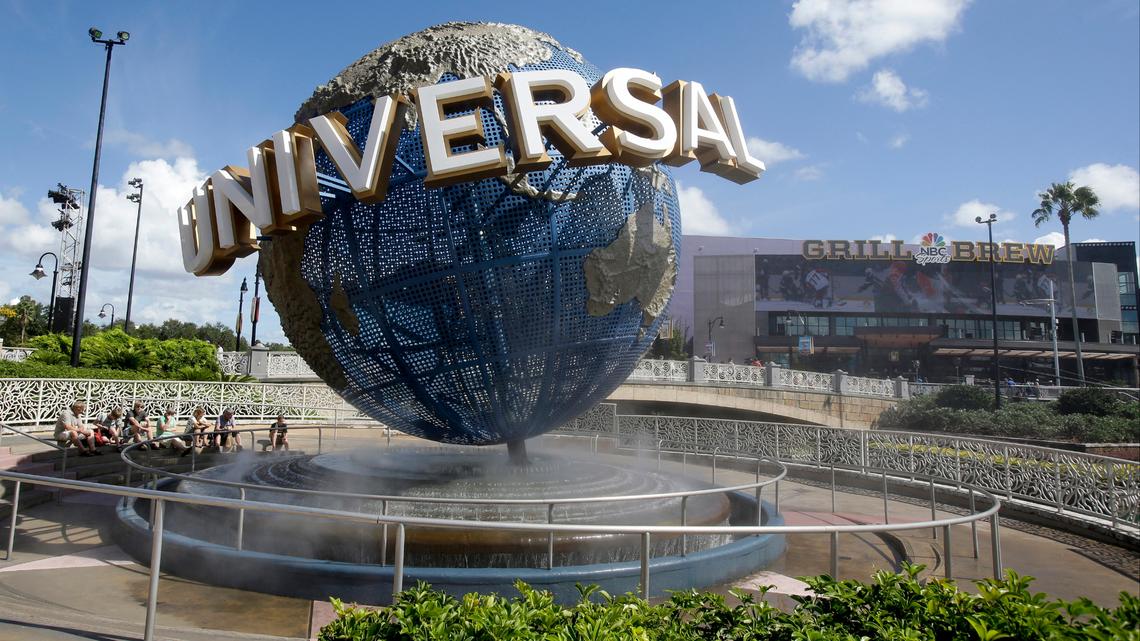 High schoolers in Oklahoma were scammed out of a trip to Universal Studios when they learned their plane tickets were illegitimate.